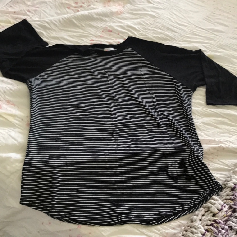 LuLaRoe Randy Tee XL